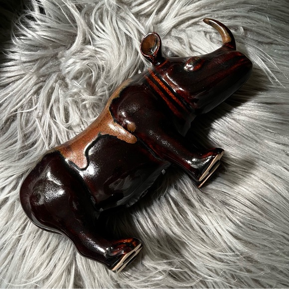 ηξω Caramel Drip Pier 1 Heavy Glossed Ceramic Rhino African Collection NWOT - Picture 6 of 12